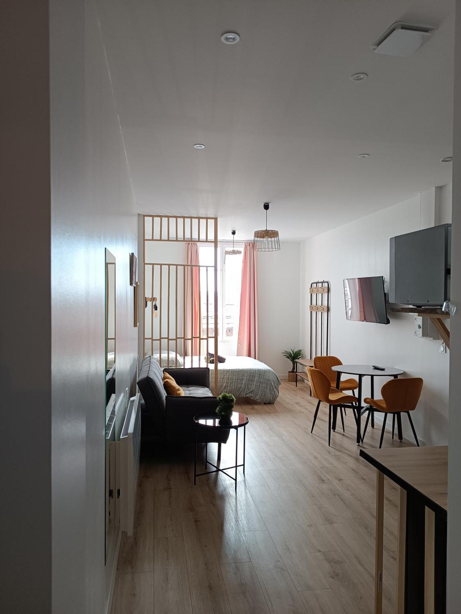 Residence Les Benedictins ลิมอจส์ ภายนอก รูปภาพ